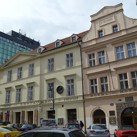 U Medvidku-brewery 3* Prag