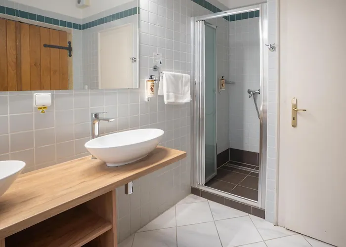 U Medvidku-brewery 3* براغ